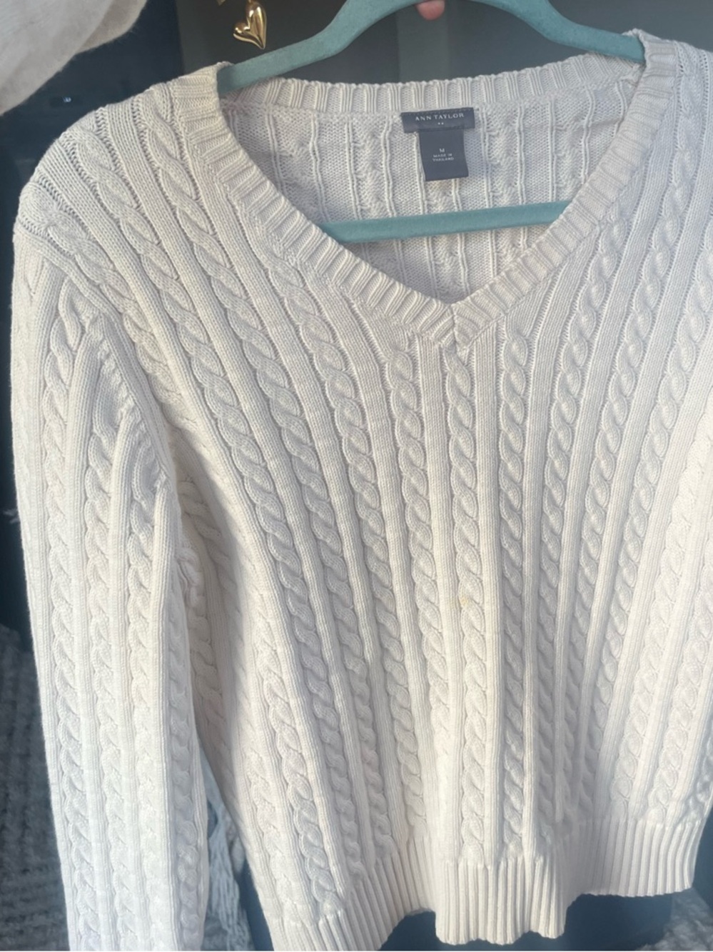 White Cable Knit V‑Neck Sweater - Picture 2 of 3